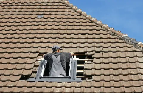 Pose de velux - Ponts-et-Marais